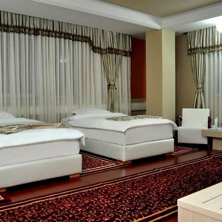 Hotel New Star Skopje Zimmer foto