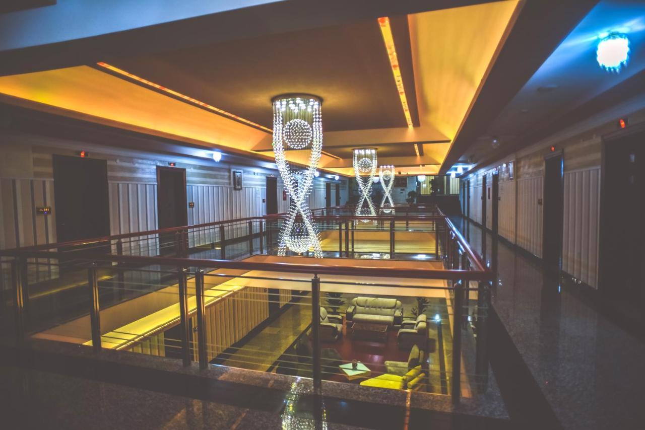 Hotel New Star Skopje Exterior foto