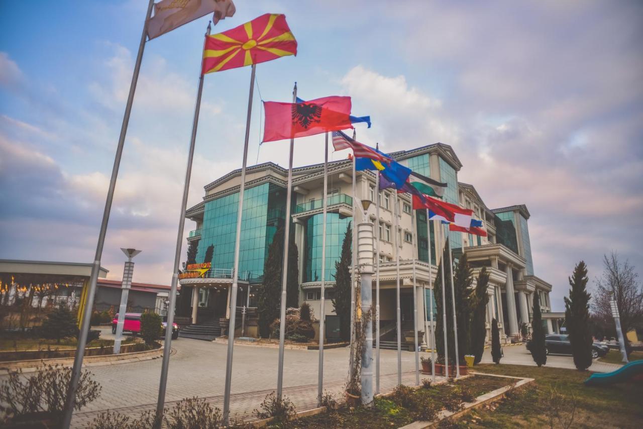 Hotel New Star Skopje Exterior foto