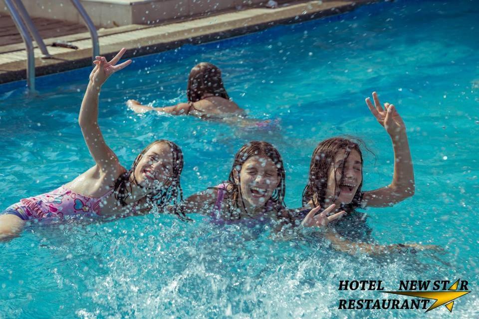 Hotel New Star Skopje Exterior foto